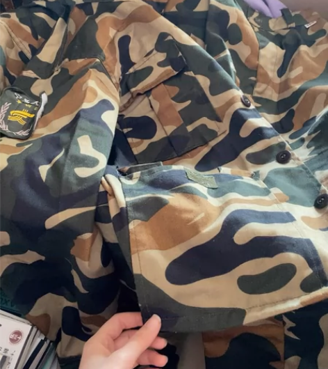 军训迷彩服 感兴趣的话点“我想要”和我私聊...