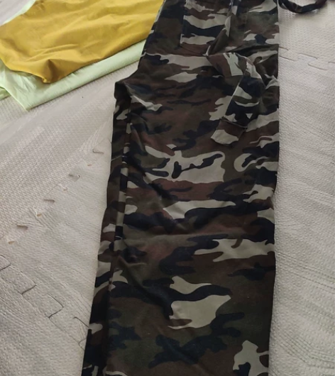 迷彩服裤子，不包邮 感兴趣的话点“我想要”...