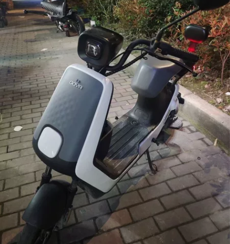 小牛b0新国标黄牌仅使用五个月，公里数17...