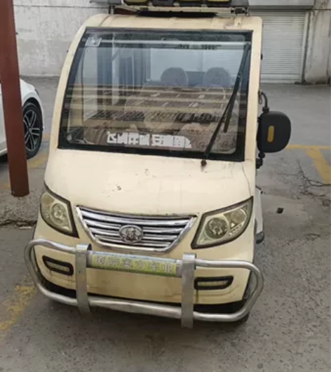 飞鸽电动车 把式四轮，四块58.2A大电池...