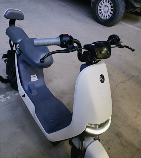 出售九号电动车A30...无钥匙启动,手机...