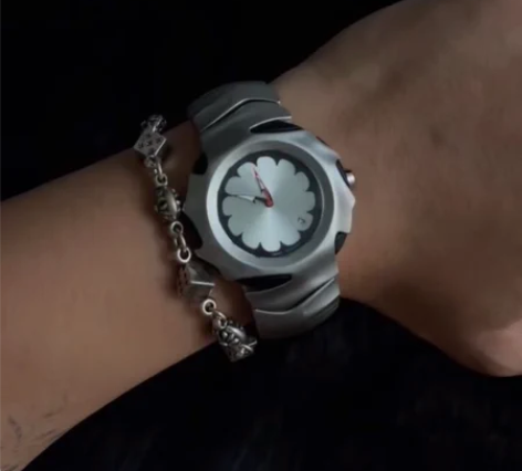 oakley中古小众刀锋手表 开模1of1...