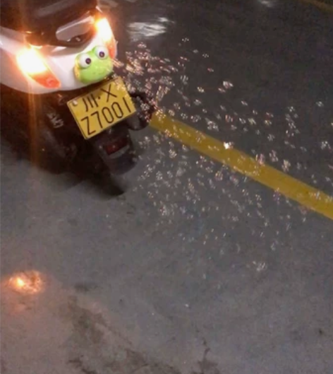 酷奇s5整车，鬼火踏板车雅马哈100cc化...