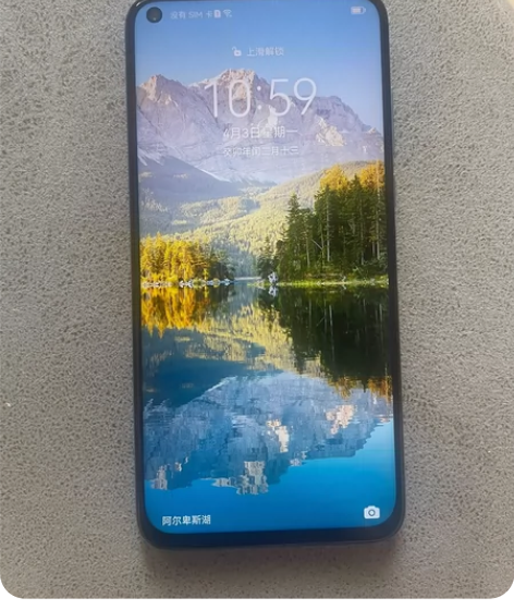 闲置华为nova 4 6+128转让，配件...