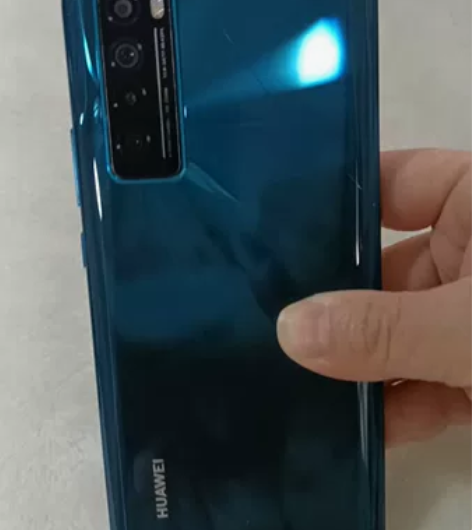 华为nova7 (5G手机) 手机现在后盖...