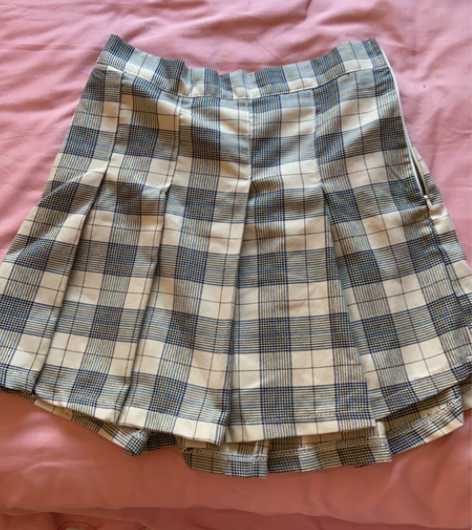 学生百褶裙 松紧腰，60-68都能穿 看清...