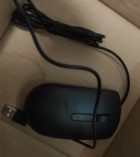 戴尔鼠标 感兴趣的话点“我想要”和我私聊吧...