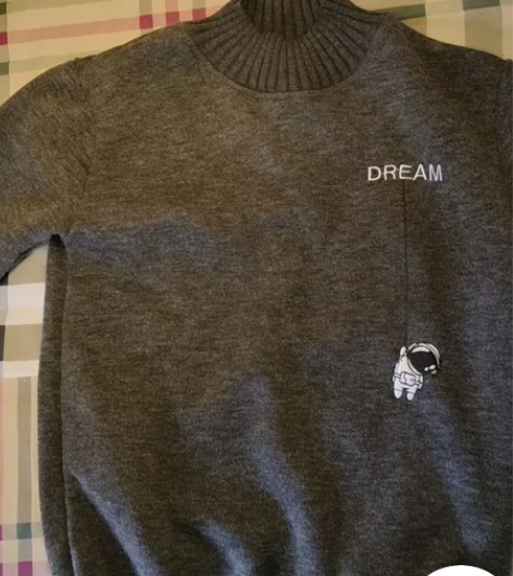 今天拆快递，发现买小了，又不小心把标签摘了...