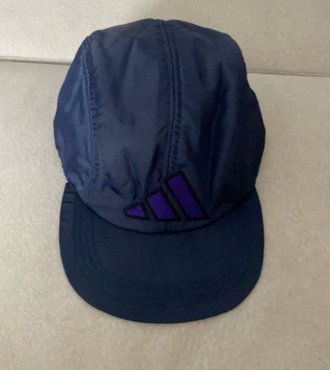 全新阿迪达斯成人款双层帽子，专柜正品，里面...