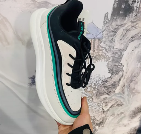 正品回力全新休闲运动鞋，原牌原盒的鞋子，软...