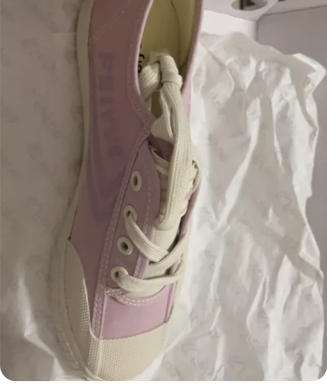 回力/飞跃帆布鞋 买小了出 全新 感兴趣的...