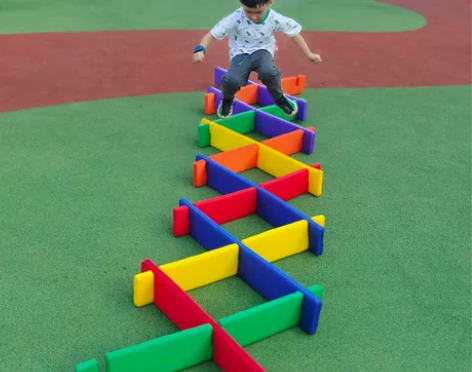 幼儿游戏道具 儿童游戏百变跳格框跳格子钻洞...