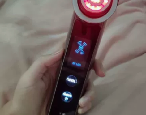 雅萌10t   导入美容仪 去年八月京东购...