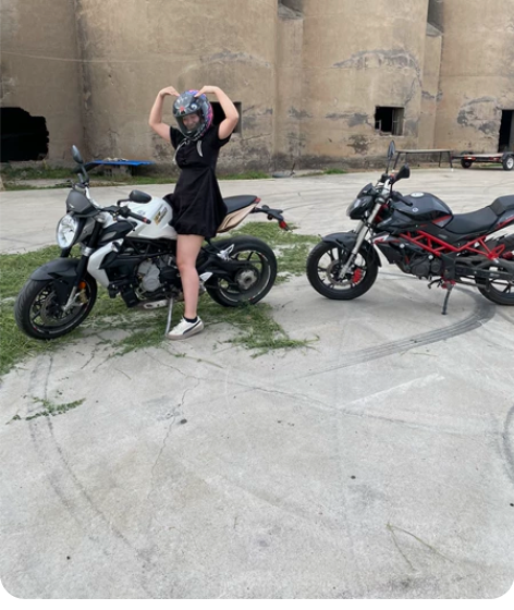 19年， 300公里的贝纳利150  ，一...