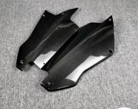 阿普利亚 RS660 精品碳纤维 底板 下...