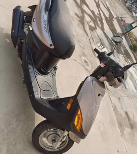 雅马哈巧格一辆，车况板正，16年上牌喜欢的...