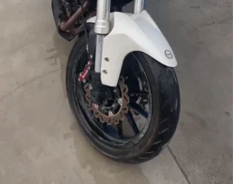 出台黄龙300 17年底车欧版带abs 3...