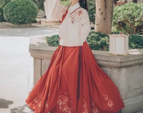 便宜出汉服 汉尚华莲芙蓉月,正品,全新S...