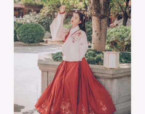 汉尚华莲芙蓉月，上袄M码的，单上袄！已绝版...