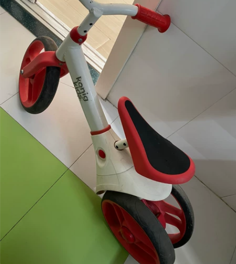 儿童平衡车，淘宝购入，建议身高一米以下儿童...