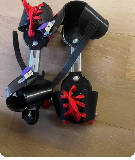 可以调节大小尺寸，四轮双排溜冰鞋旱冰鞋 感...