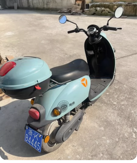 闲置雅迪牌电动车转让 需要上牌的 我自...