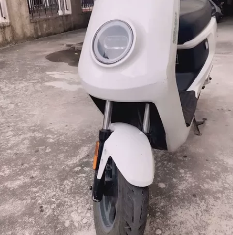 小牛M?动力版特价，2套钥匙，有发票，如图...