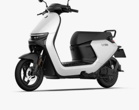 收一辆二手电动车，南京本地面交，品牌要雅迪...