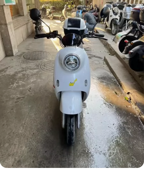 二手电动车闲置处理雅迪爱玛绿源48伏电瓶车...