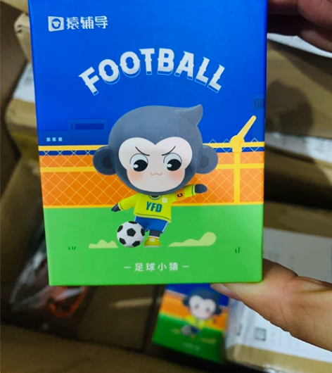 小猿手办，足球?小猿 原包装全新未拆封，图...