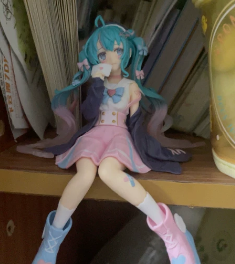 初音未来泡面压景品手办附独家特典（带盒 见...