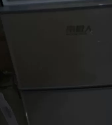 出售闲置小冰箱，电饼铛，电饭煲自己用的因为...