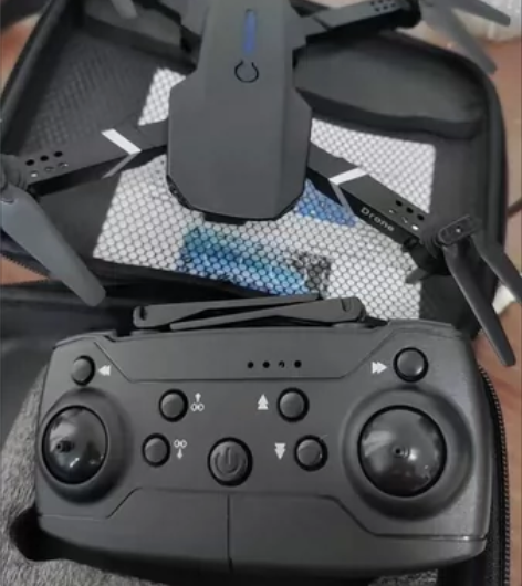 旅游时买差不多将近800多的航拍无人机 家...