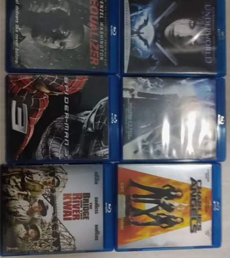 港版蓝光，黑夜传说好像是3和4.霹雳娇娃1...