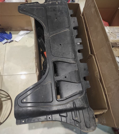 斯柯达明锐原装下护板,车上拆下来的。不邮寄...