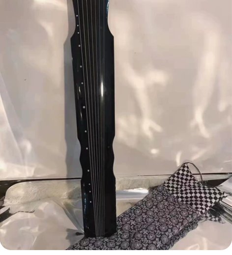 羲古琴特价出售 朋友的琴 帮忙出 同城可以...