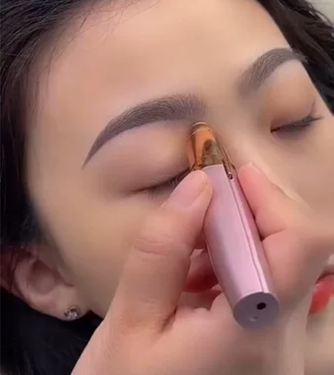 蕞后30把电动修眉器,9.9元包邮甩卖!拍...