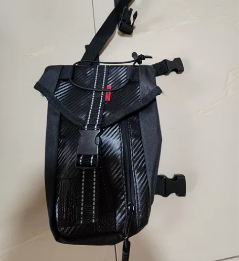 摩托车腿包,非常方便,用过两次 感兴趣的话...