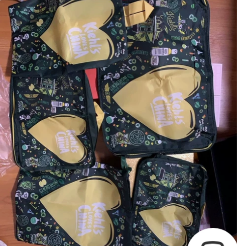 科颜氏生日礼包，旅行洗漱包，分装包。55包...