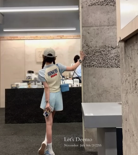 DEEMO   “百搭满分”超好穿拼接运动...