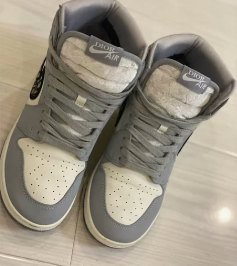 广州潮牌鞋棉休闲鞋. 入手价格580元 尺...