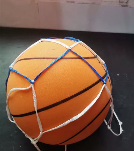 几乎全新,静音篮球 感兴趣的话点“我想要”...