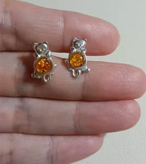 波兰的猫抱球925银耳钉 标价=总价  全...