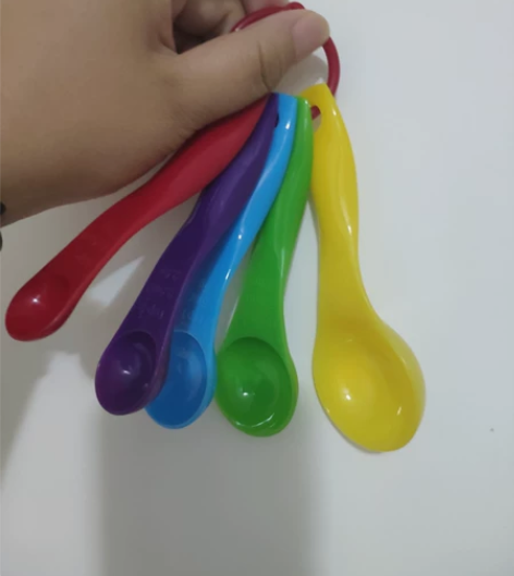 五合一量勺，全新 3.8不包邮，可以买别的...