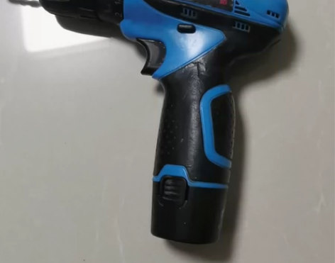 手电钻冲击钻转家用小手枪钻锂电工具多功能电...