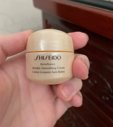 资生堂抚痕乳霜15mlx1瓶， 雅诗兰黛樱...