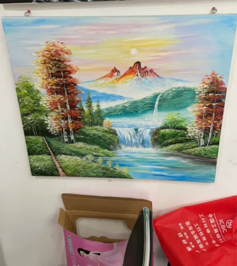 几乎全新，便宜卖了。 感兴趣的话点“我想要...