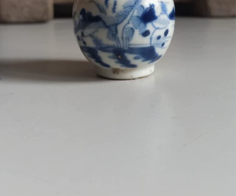 光绪青花小罐,山水纹饰,造型小巧精致,胎质...