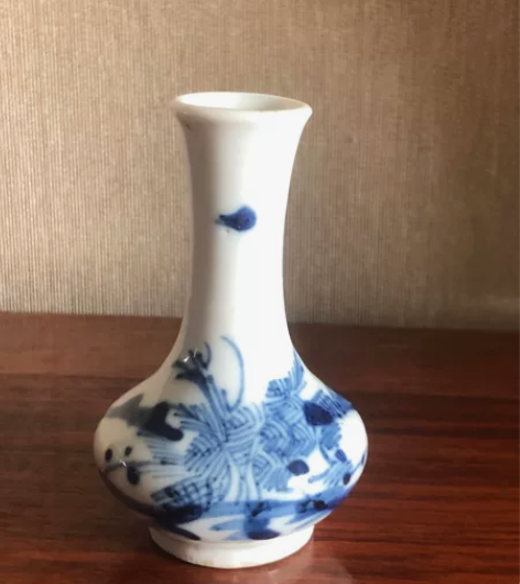 清代中晚期 青花小葧荠瓶 ，高8.3厘米 ...