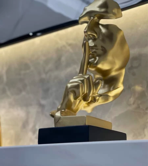 【沉默是金】现代轻奢高档酒柜餐边柜摆件创意...